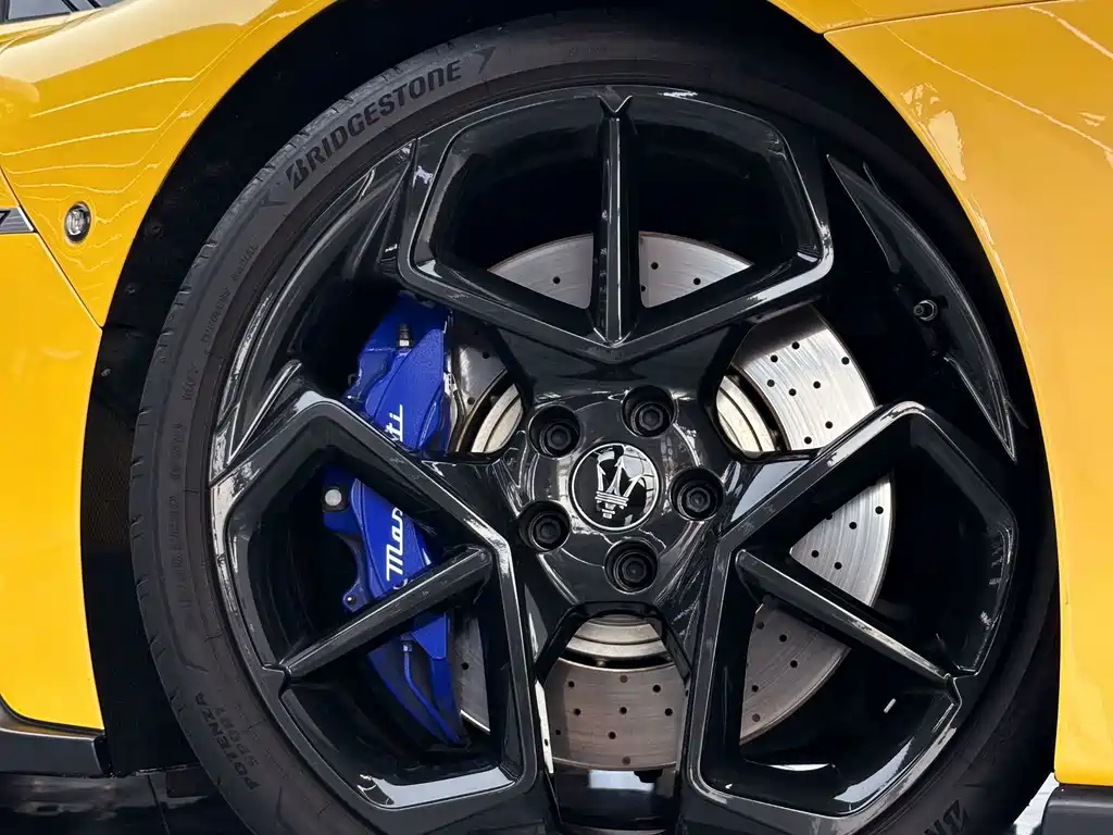 Maserati MC20 — миниатюра 11