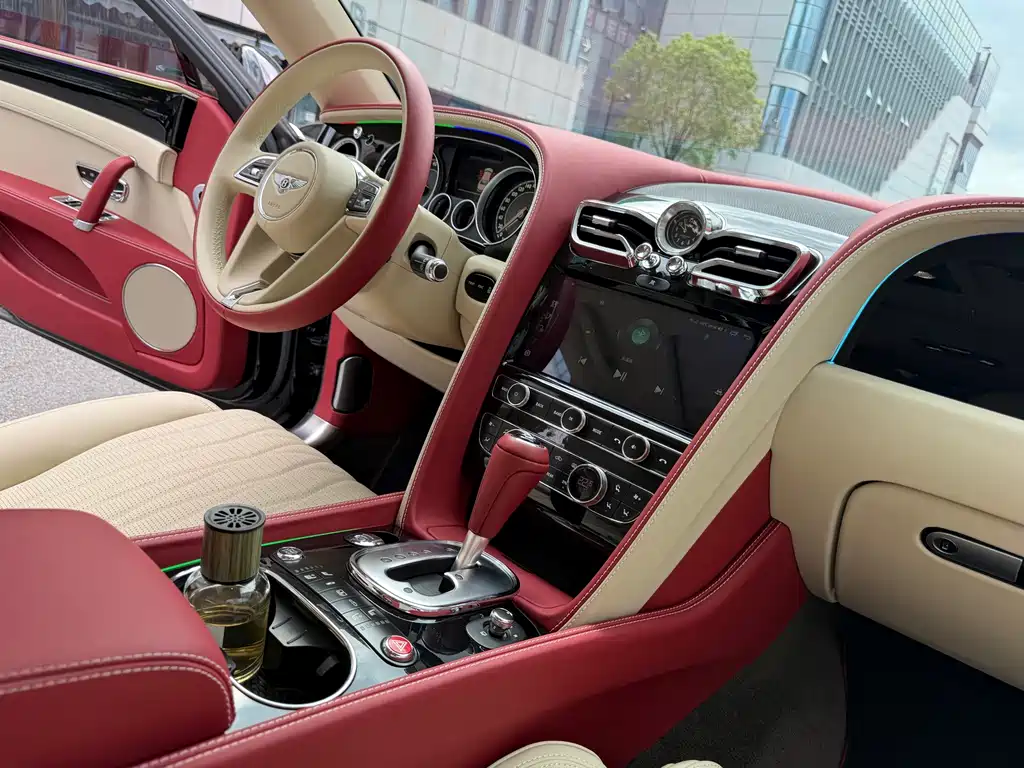 Bentley Flying Spur — миниатюра 17