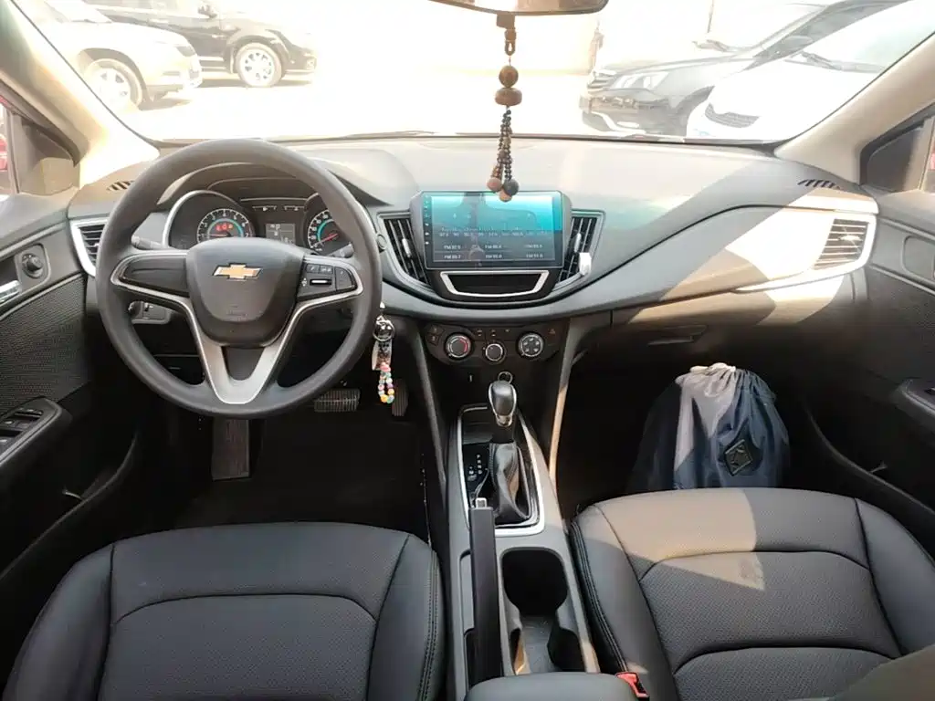 Chevrolet Cavalier — миниатюра 10