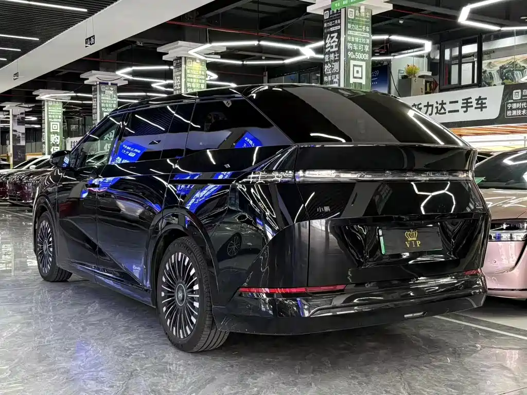 XPeng X9 — миниатюра 16