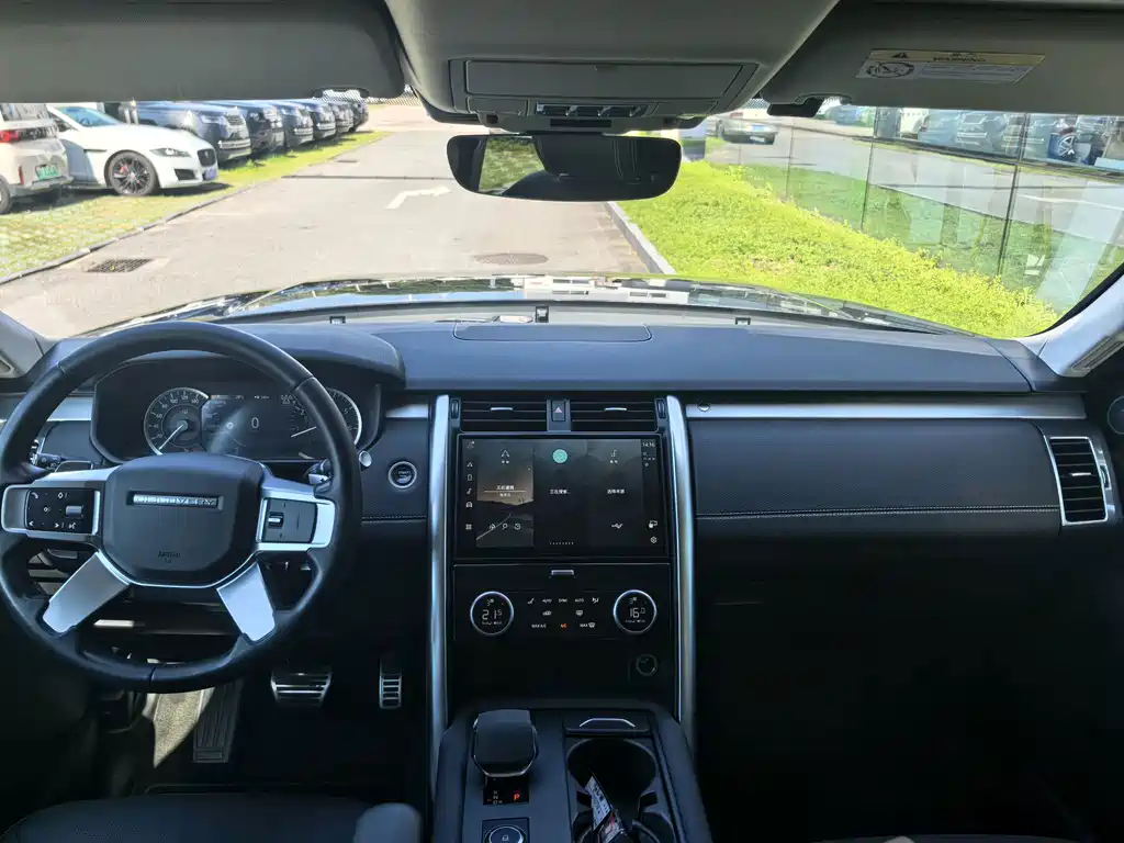 Land Rover Discovery — миниатюра 8