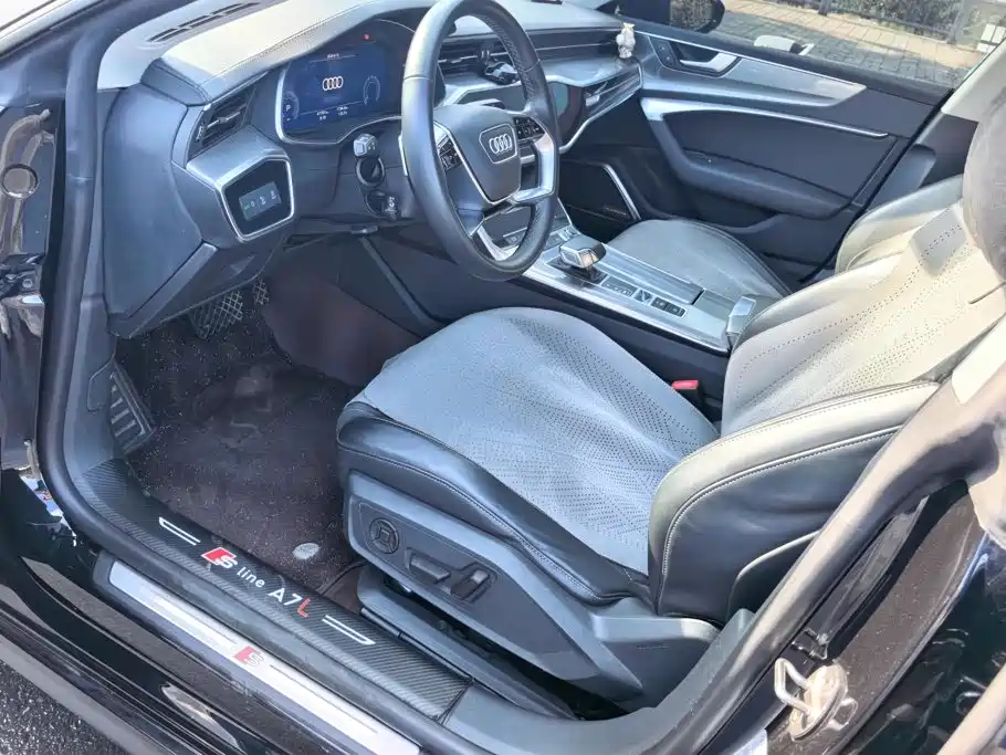 Audi A7L — миниатюра 9