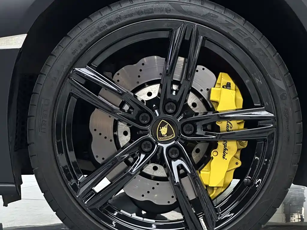 Lamborghini Huracán — миниатюра 8