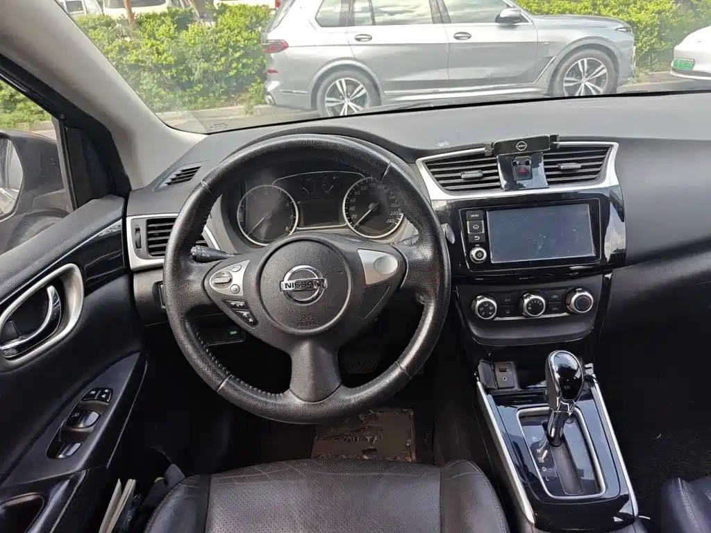 Nissan Sylphy — миниатюра 6