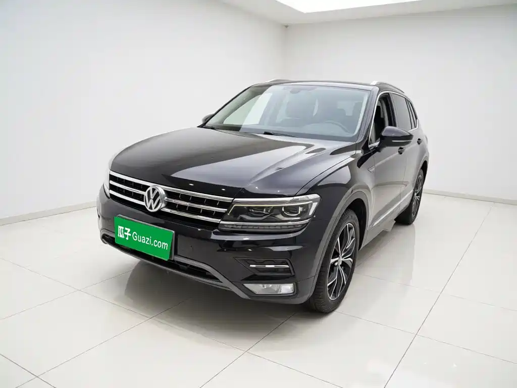 Volkswagen Tiguan L L 2017 330TSI AT Flagship
