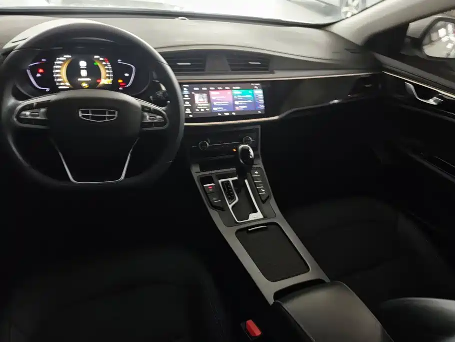 Geely Emgrand GL — миниатюра 12