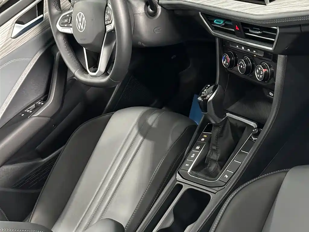 Volkswagen Sagitar — миниатюра 21