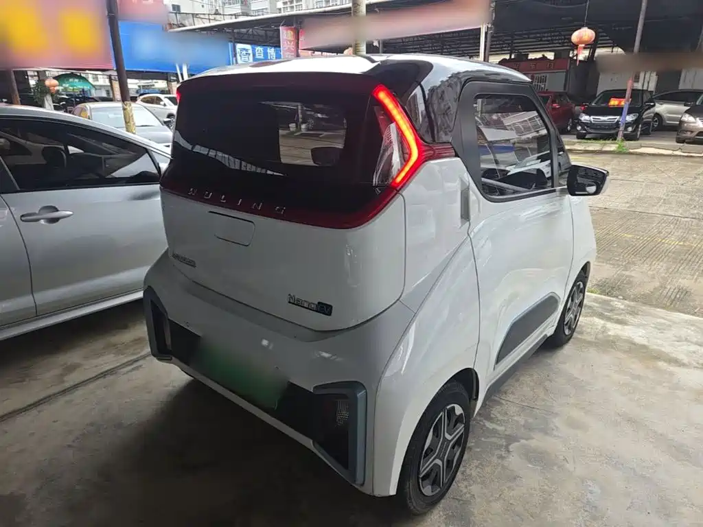 Wuling Nano EV — миниатюра 7