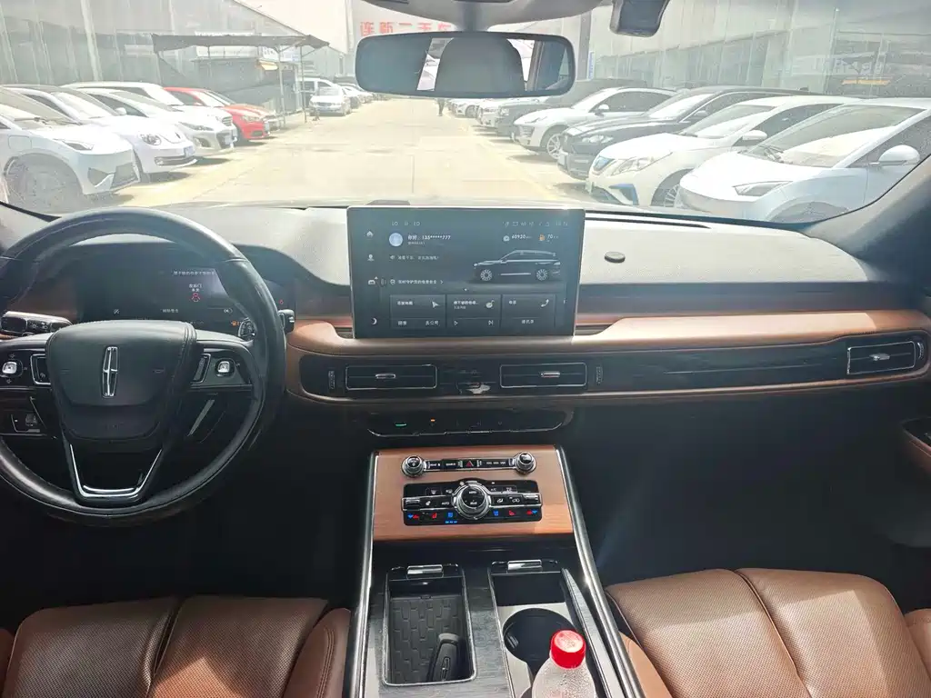 Lincoln Aviator — миниатюра 4