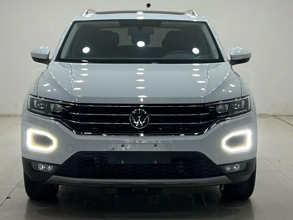 Volkswagen T-Roc — миниатюра 2