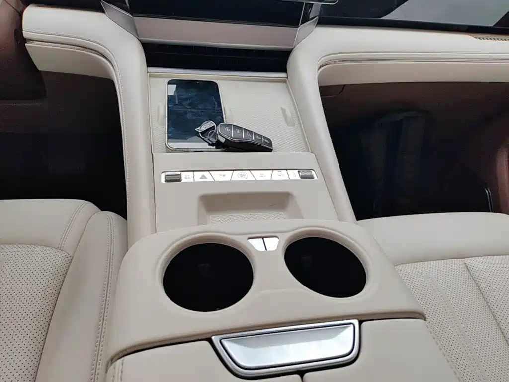 BYD Xia — миниатюра 14