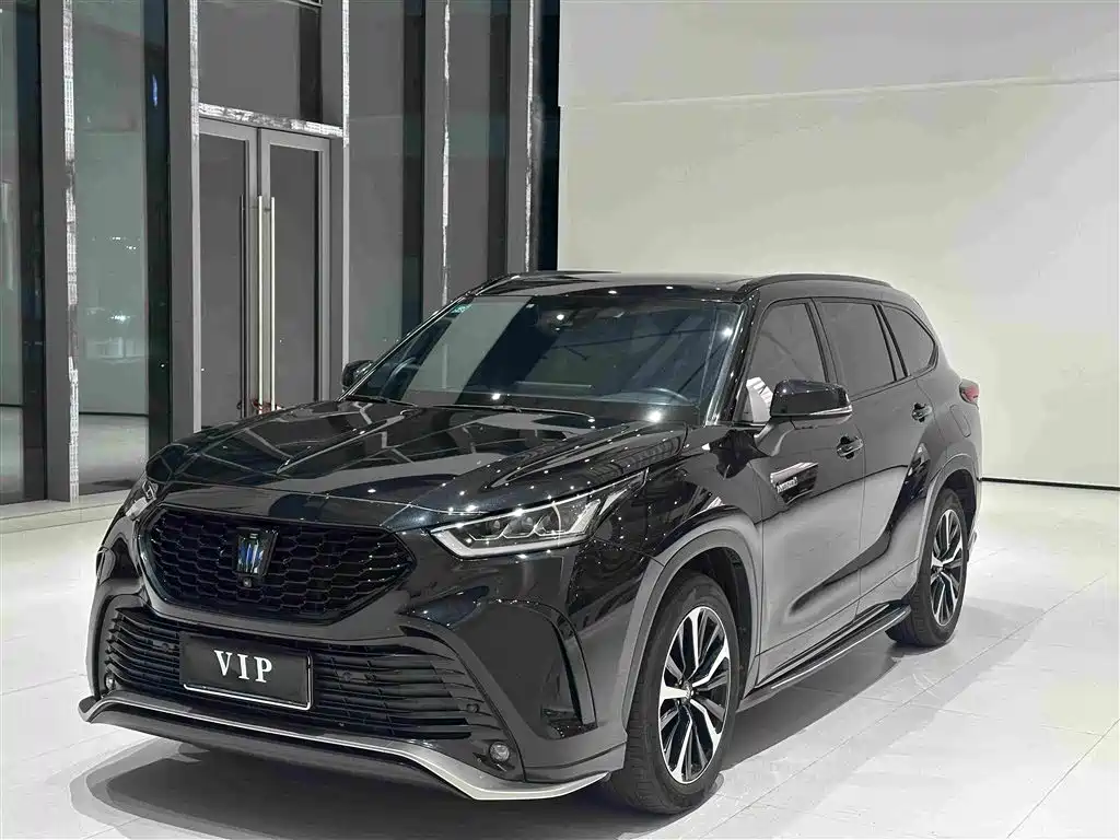 Toyota Crown Kluger