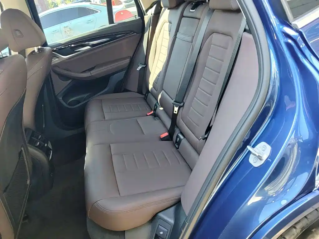 BMW X3 — миниатюра 17