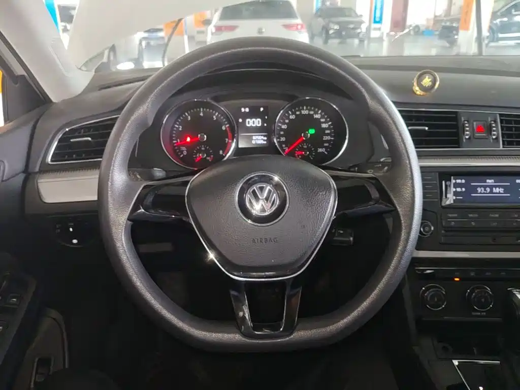 Volkswagen Lamando — миниатюра 11