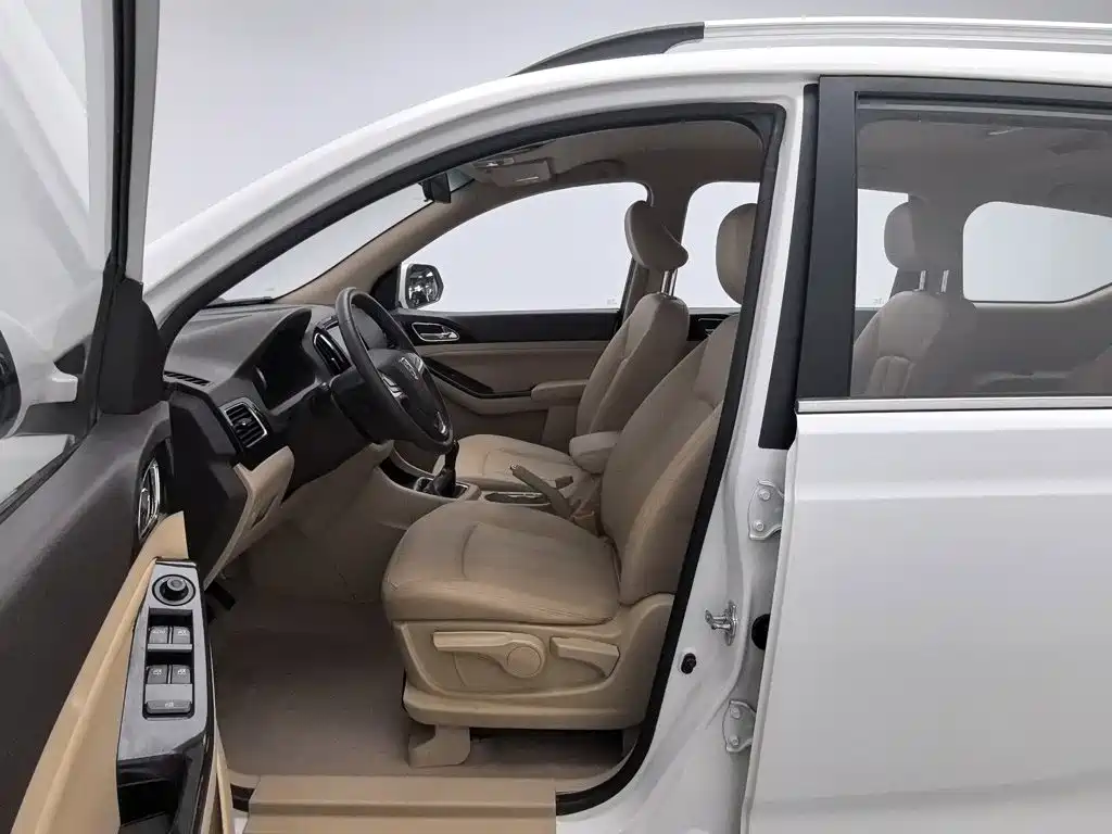 Baojun 730 — миниатюра 10