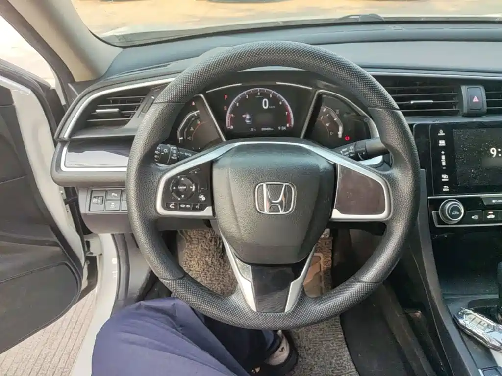 Honda Civic — миниатюра 11