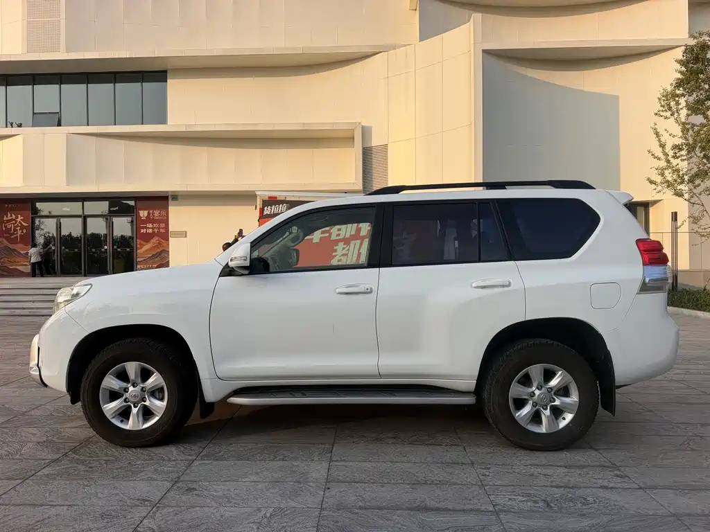 Toyota Prado — миниатюра 8
