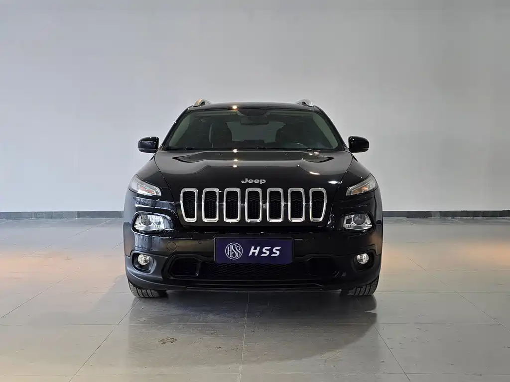 Jeep Cherokee — миниатюра 2