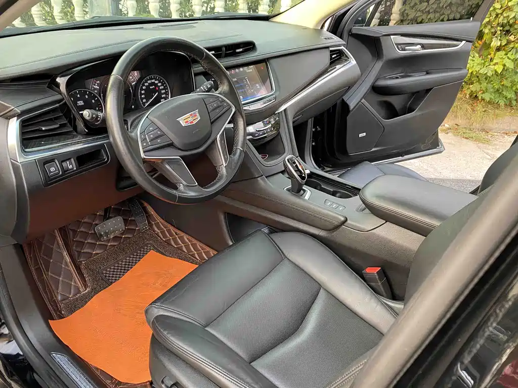 Cadillac XT5 — миниатюра 7