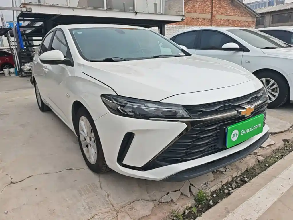 Chevrolet Monza — миниатюра 4