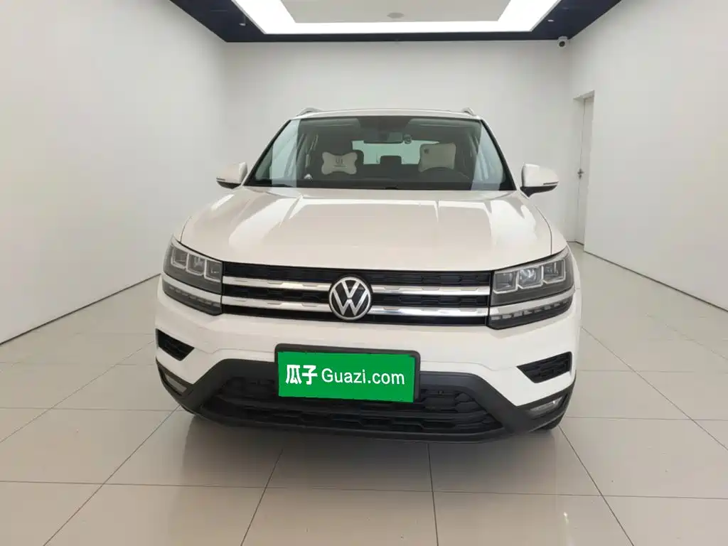 Volkswagen Tharu — миниатюра 2