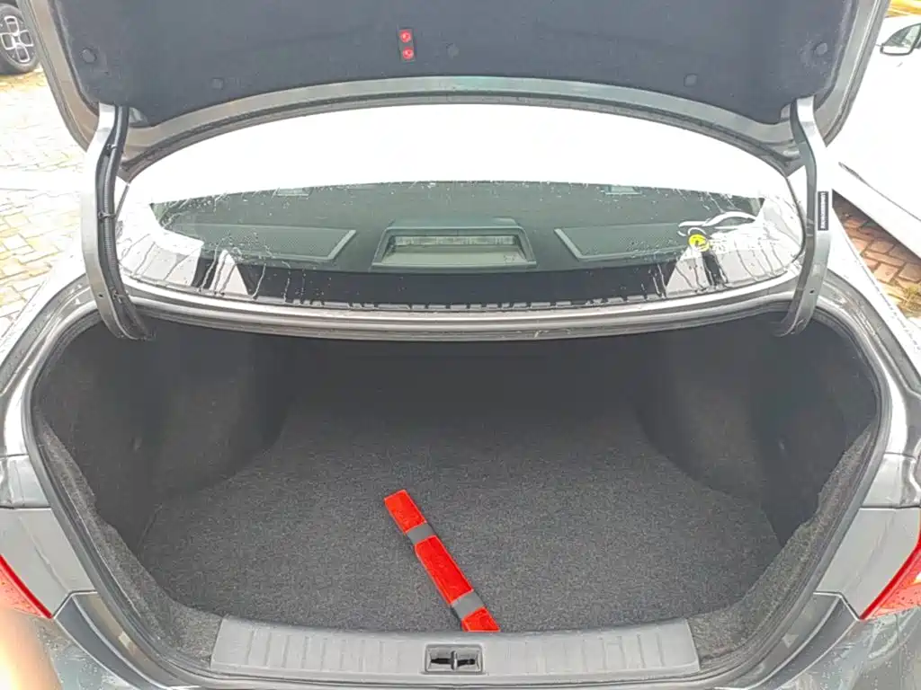 Nissan Sylphy — миниатюра 19