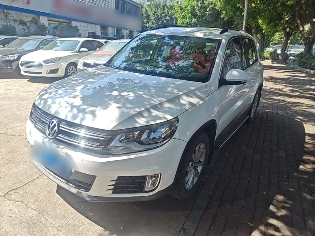 Volkswagen Tiguan — миниатюра 2