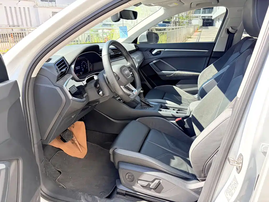 Audi Q3 Sportback — миниатюра 7