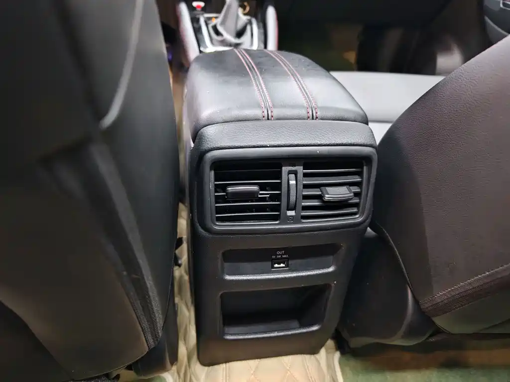 Nissan Qashqai — миниатюра 7