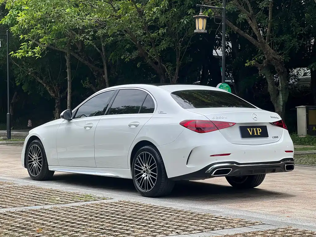 Mercedes-Benz C-Class — миниатюра 19