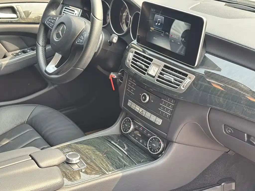 Mercedes-Benz CLS — миниатюра 19