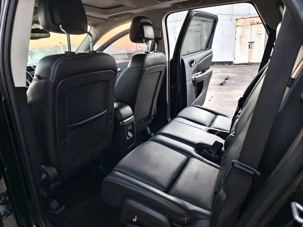 Dodge Journey — миниатюра 10