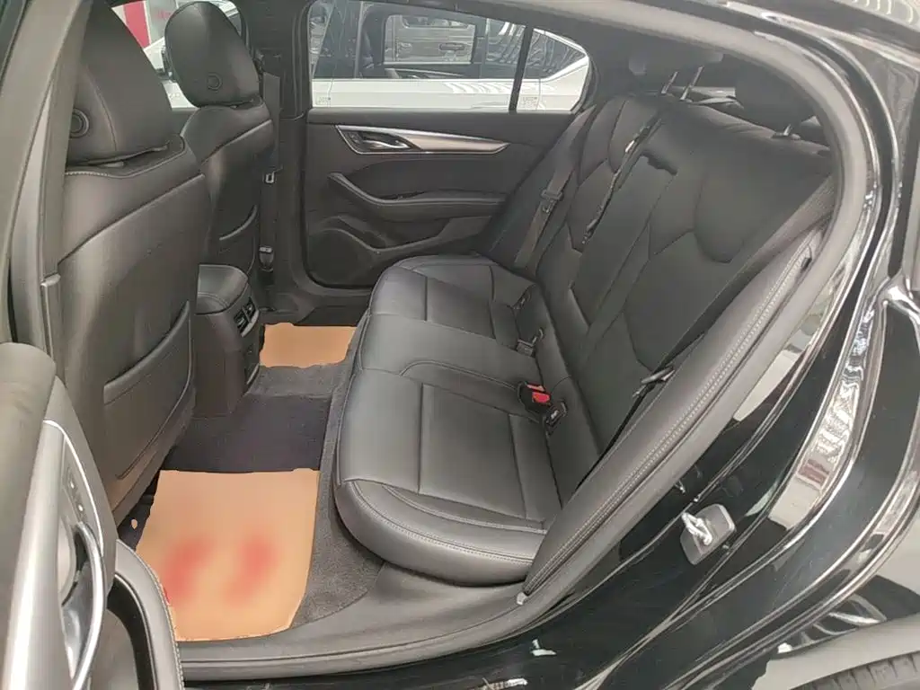 Cadillac CT5 — миниатюра 17