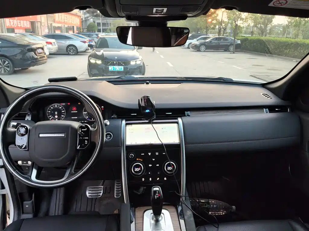 Land Rover Discovery Sport — миниатюра 8