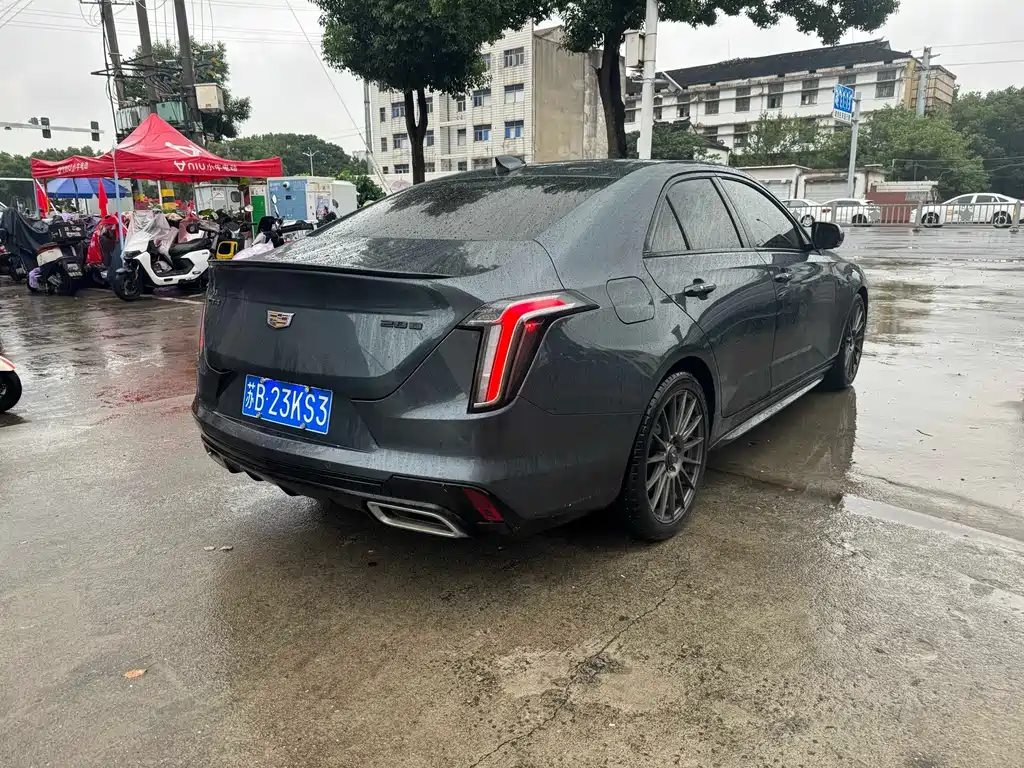 Cadillac CT4 — миниатюра 4