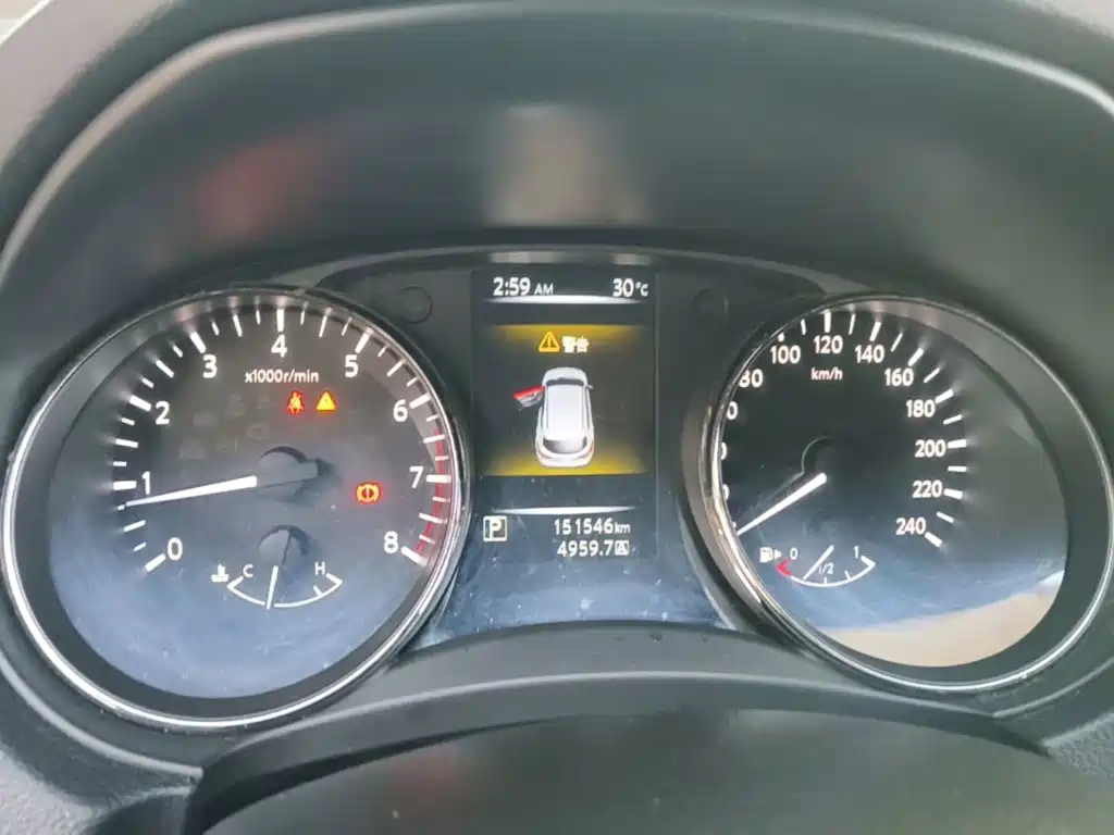 Nissan Qashqai — миниатюра 12