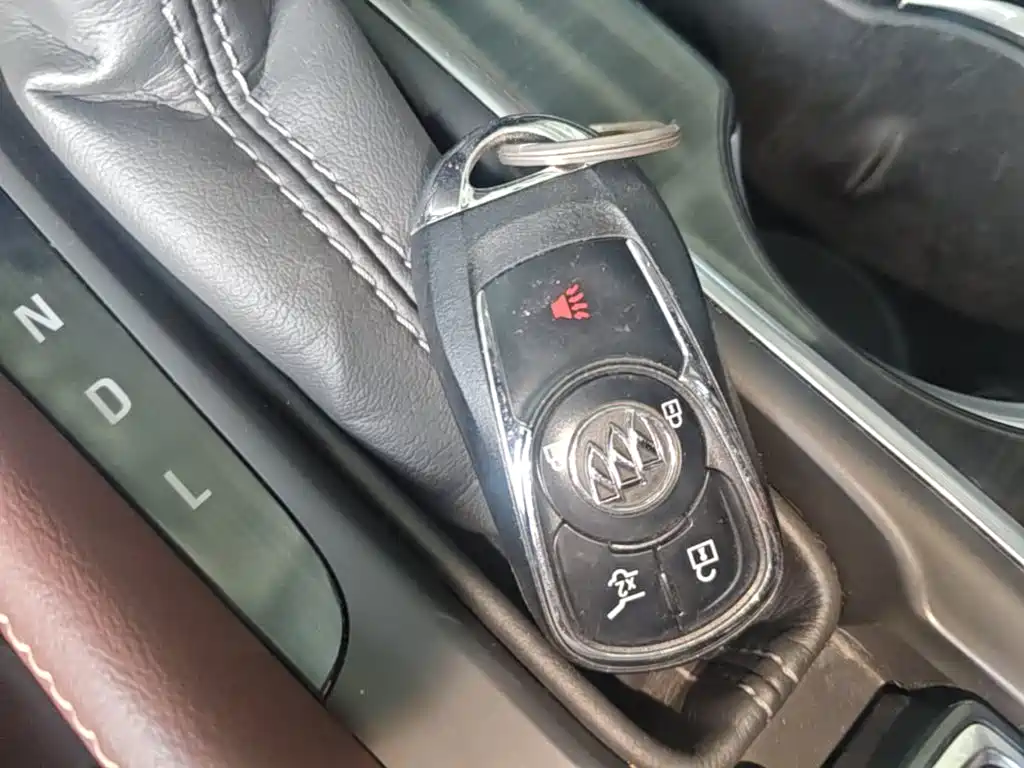 Buick Envision Plus — миниатюра 9