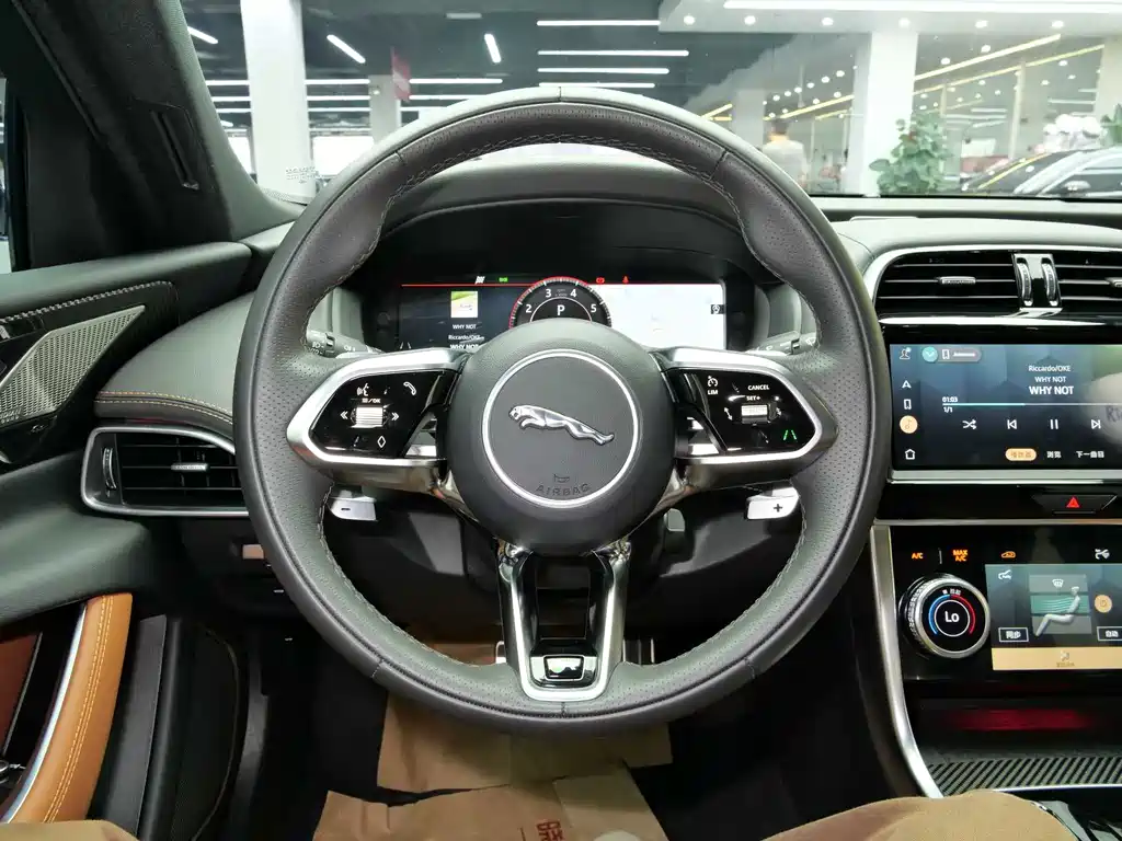Jaguar XEL — миниатюра 6