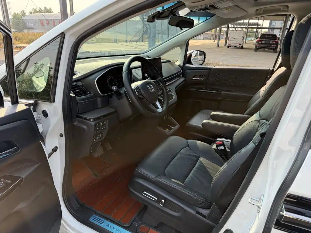 Honda Elysion — миниатюра 3