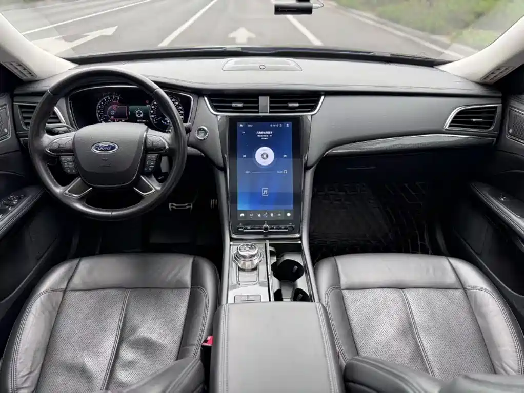Ford Taurus — миниатюра 8