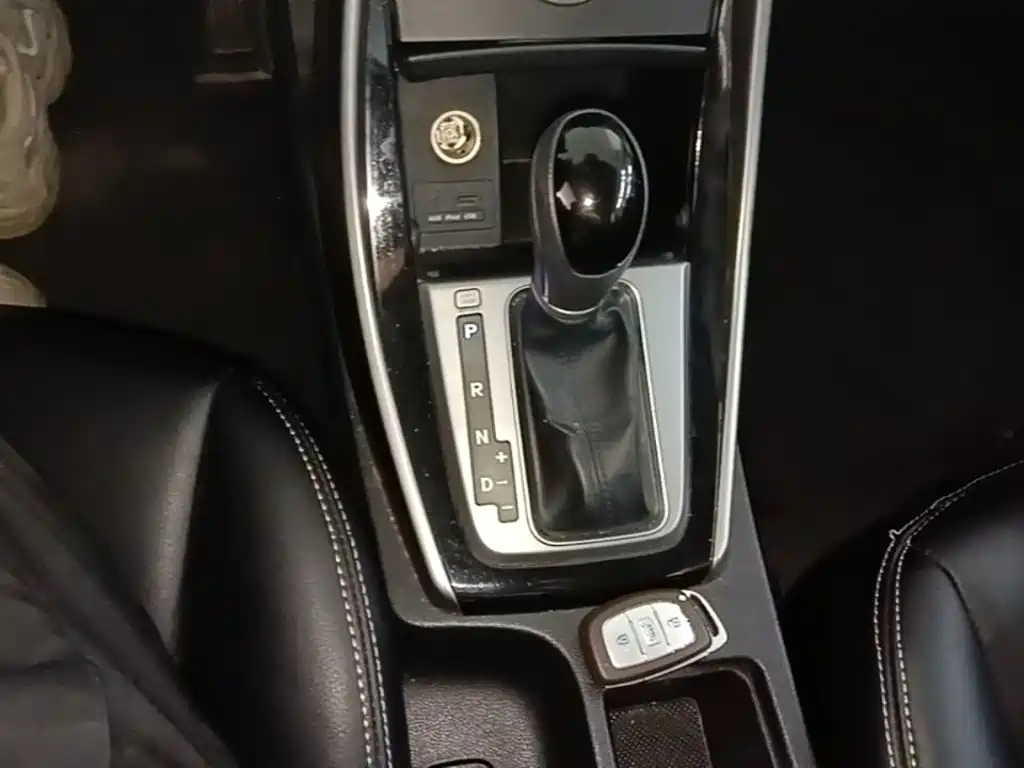 Hyundai Elantra Langdong — миниатюра 19