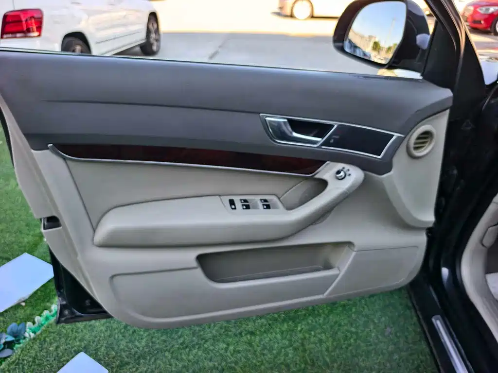 Audi A6L — миниатюра 7