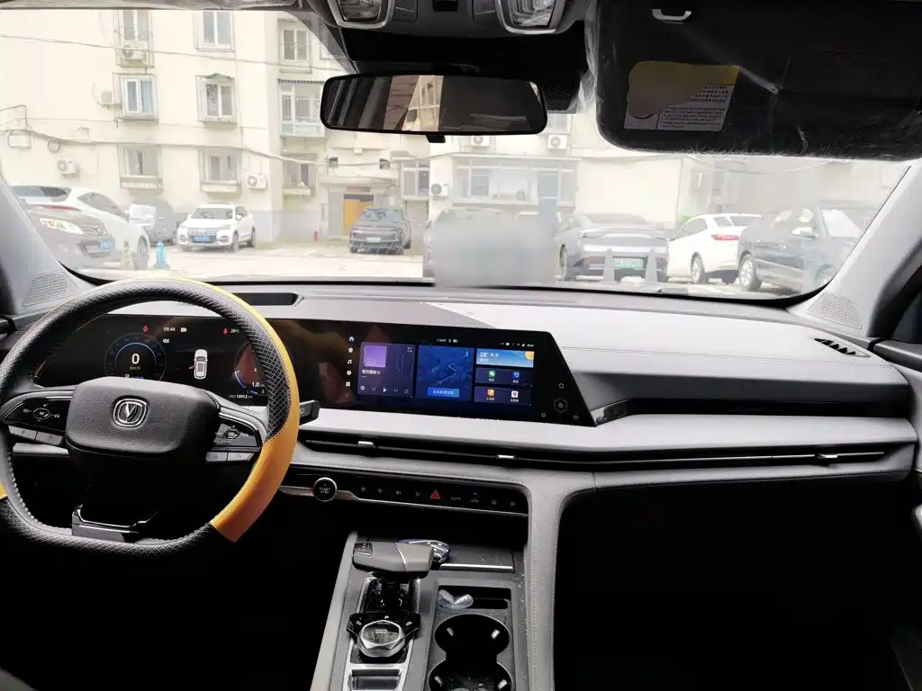Changan Changan CS75PLUS — миниатюра 10
