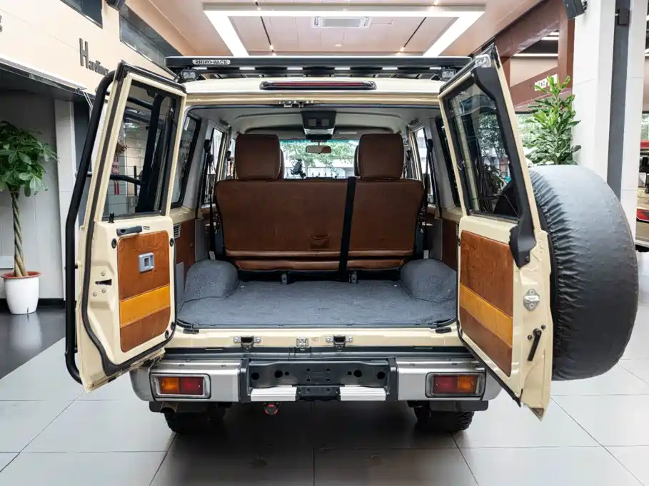 Toyota Land Cruiser — миниатюра 17