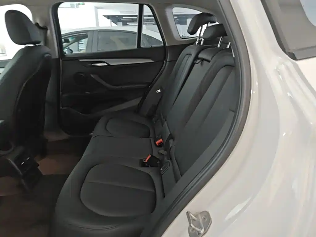 BMW X1 — миниатюра 17
