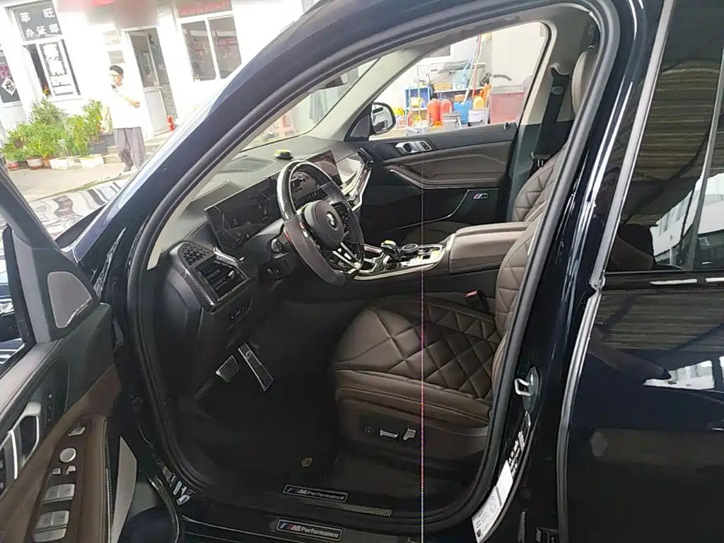 BMW X5 — миниатюра 16