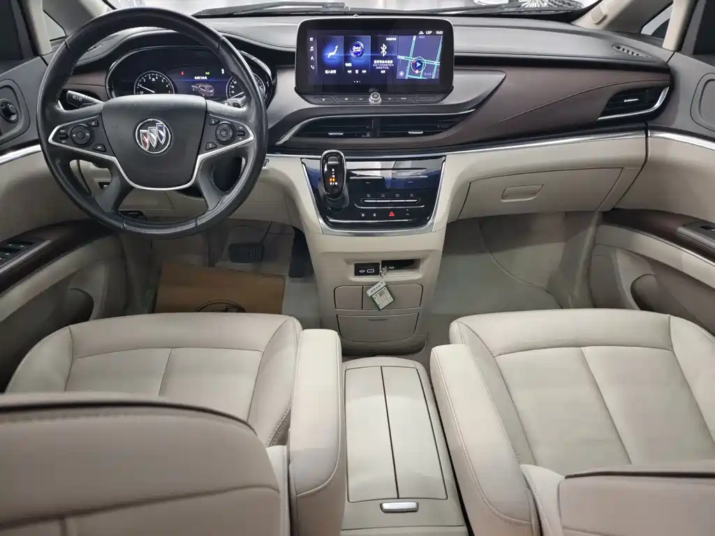 Buick GL8 — миниатюра 12
