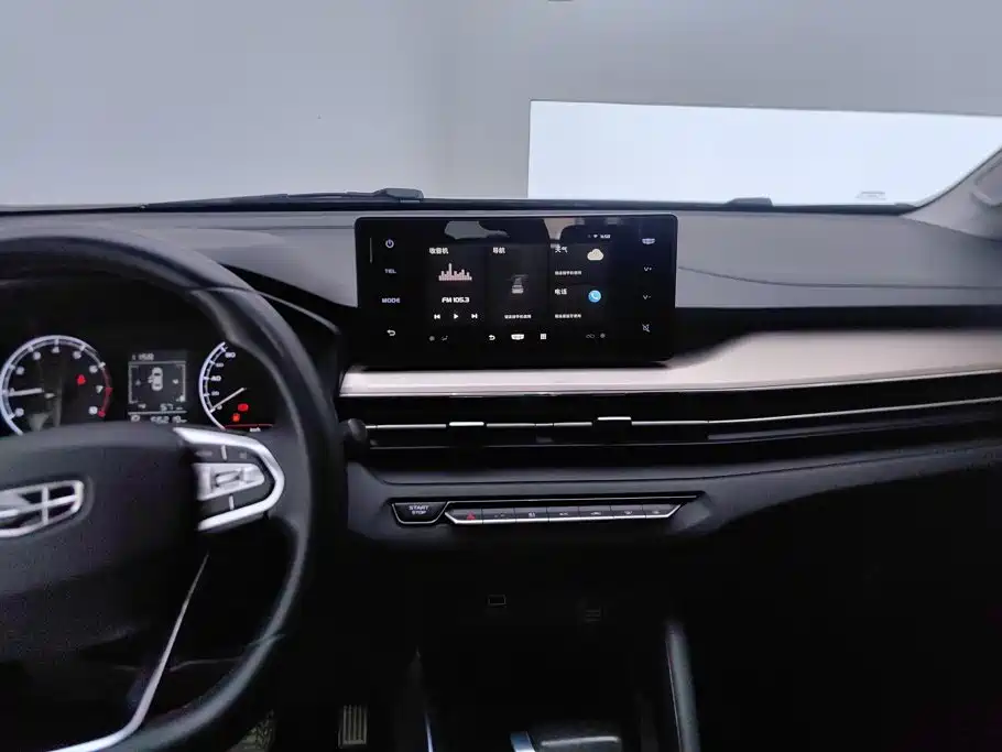 Geely Vision X3 — миниатюра 13