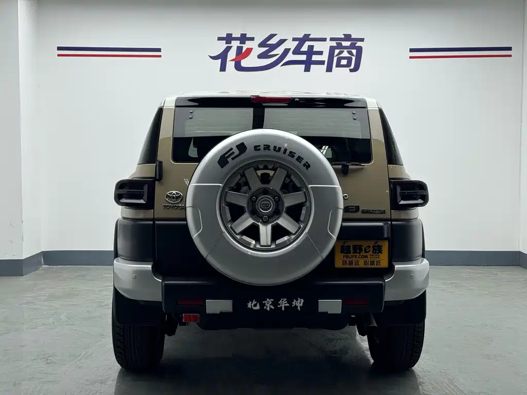 Toyota FJ Cruiser — миниатюра 16
