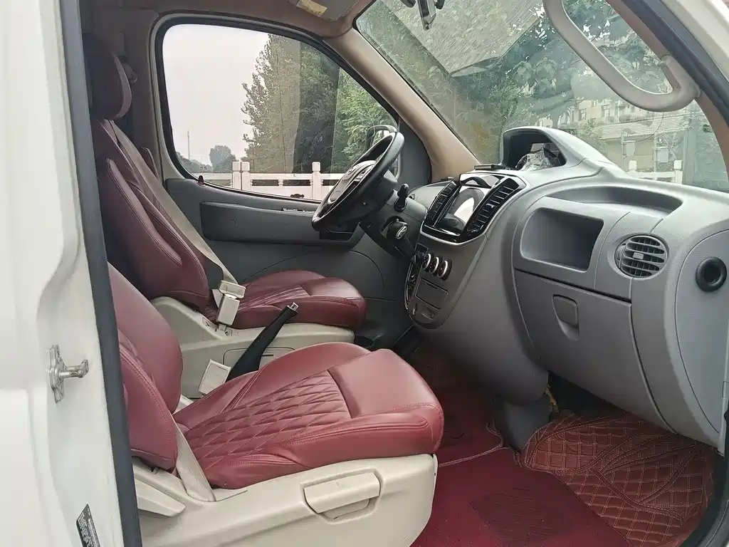 Maxus V80 — миниатюра 14
